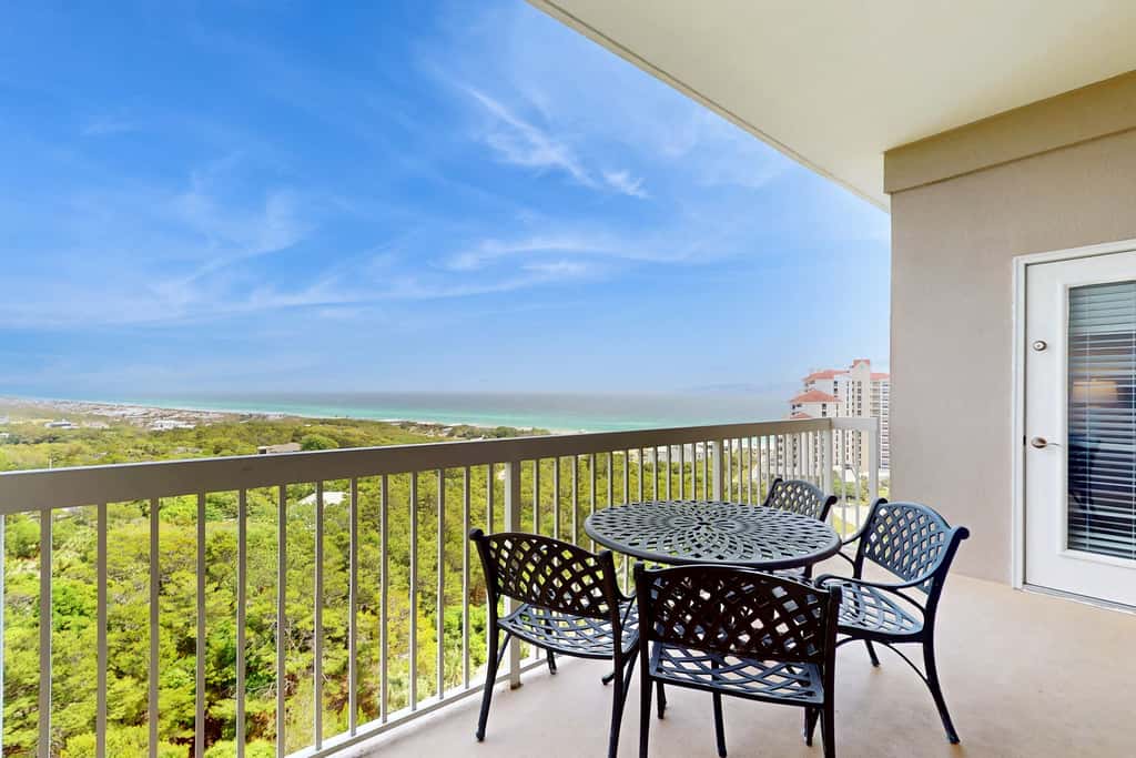 Exclusive Gulf-view penthouse, sleeps 6