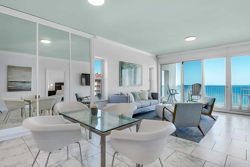 Oceanfront condo with Gulf views, balcony
