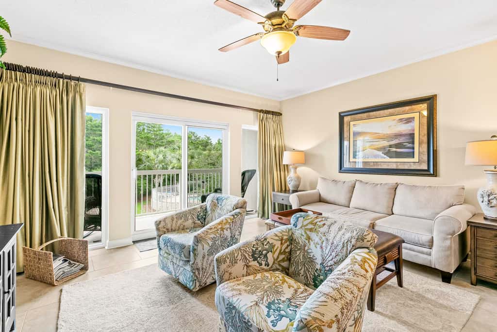 Exclusive 3BR condo: Pools, hot tub, beach