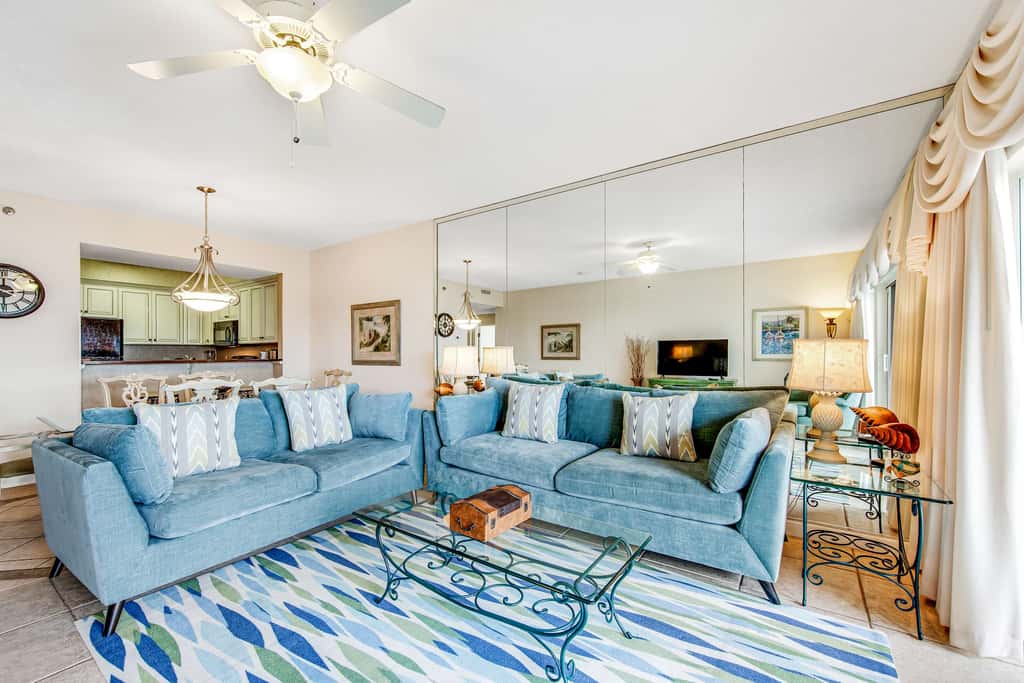 2BR Gulf view, private balcony, pool access
