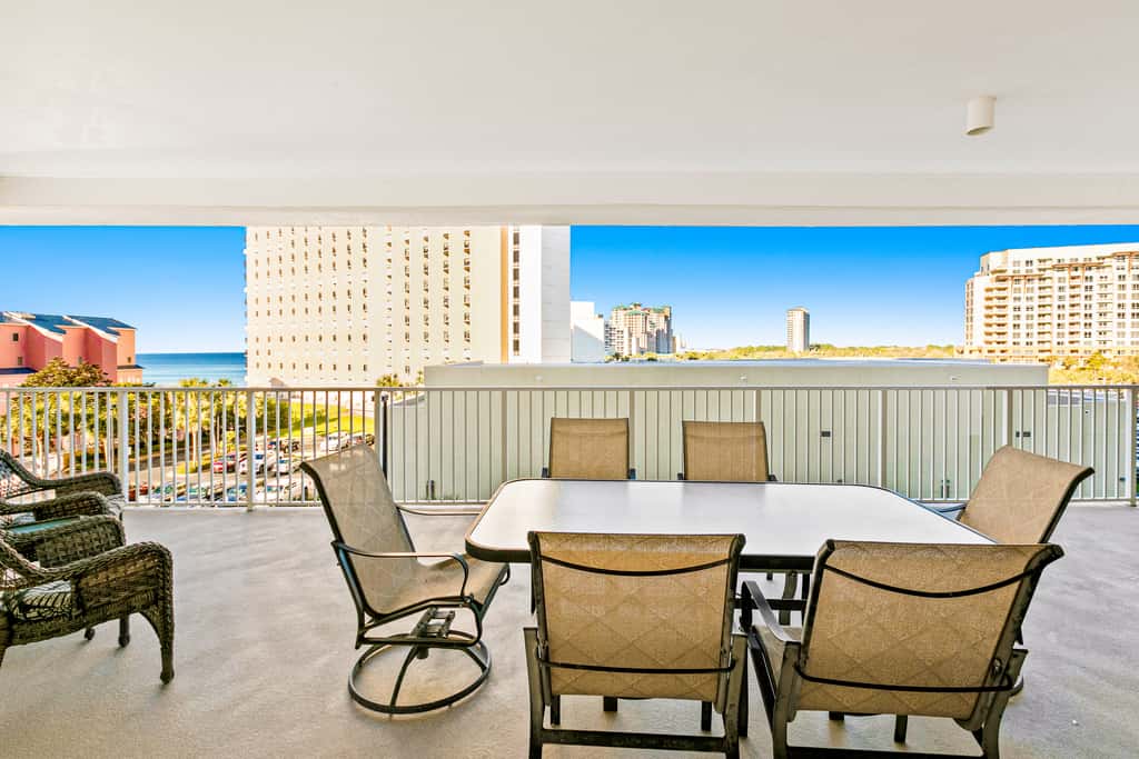 Beachfront condo with Gulf views