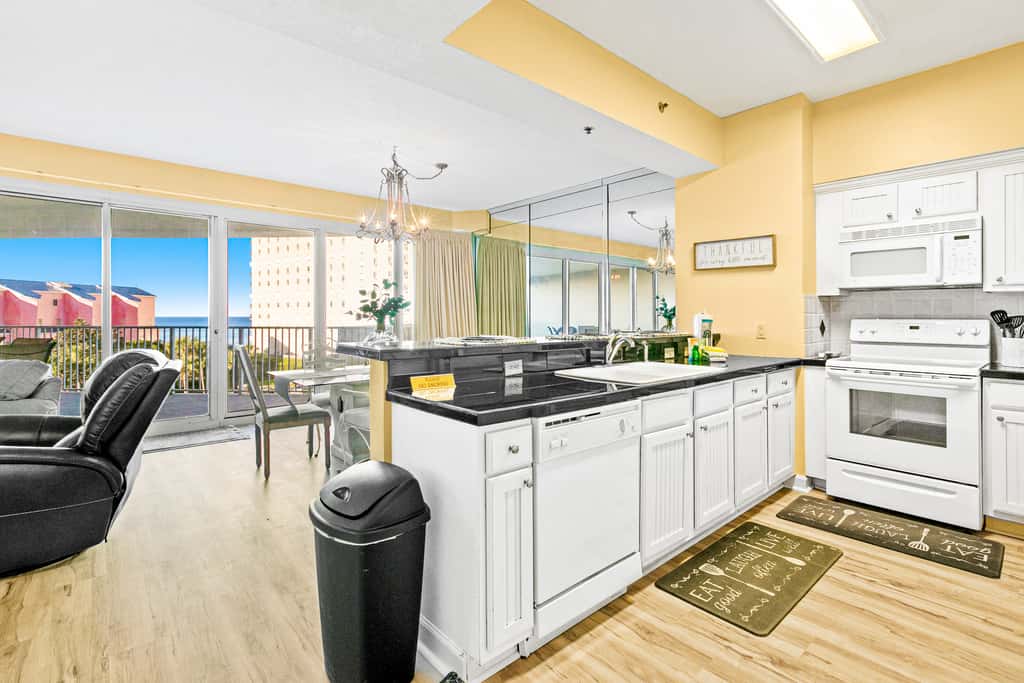 Beachfront condo with Gulf views