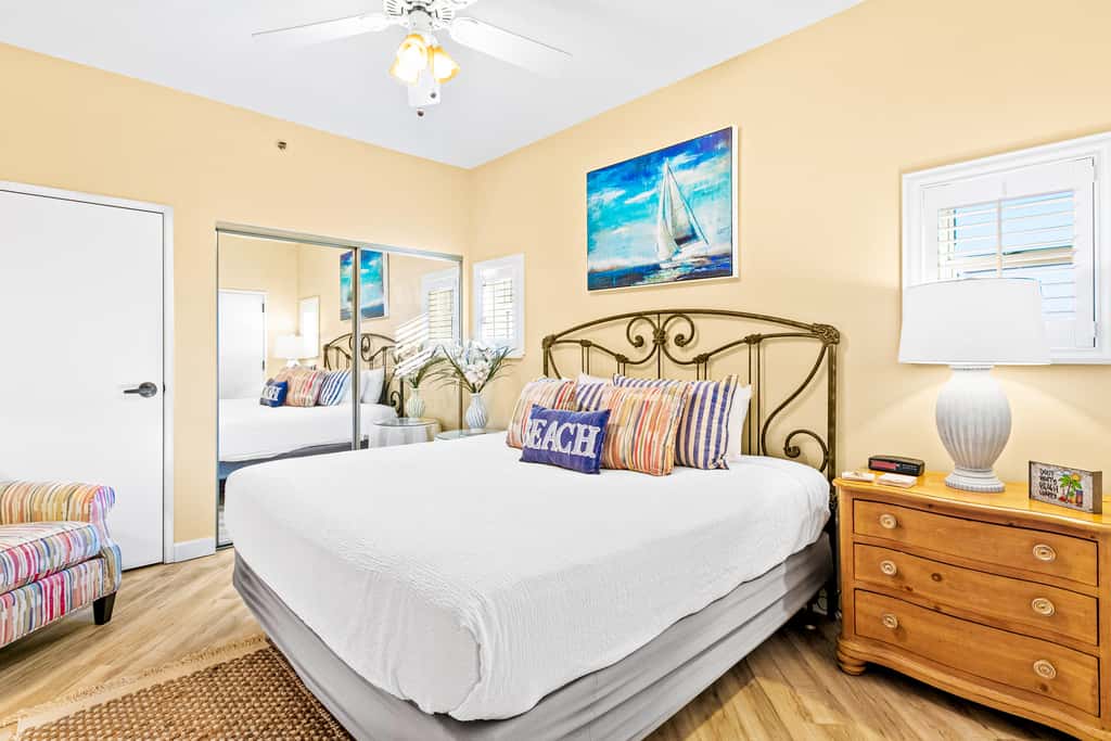 Beachfront condo with Gulf views