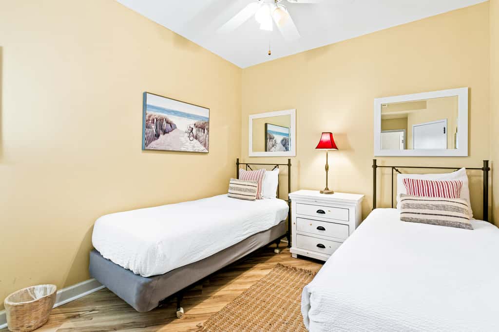 Beachfront condo with Gulf views