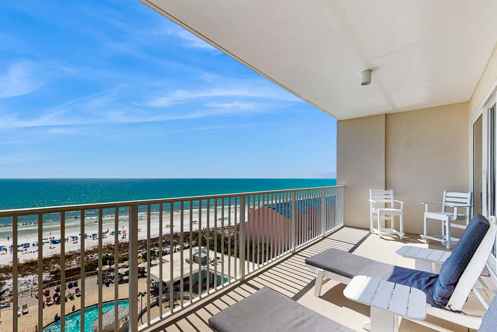 Private Gulf-front condo with resort amenities