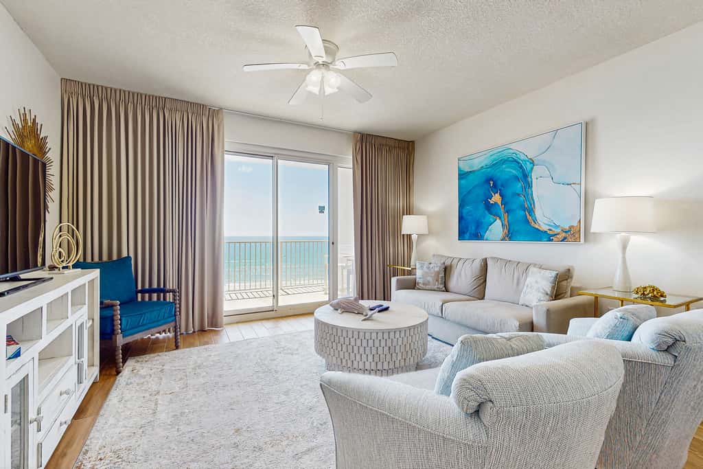 Private Gulf-front condo with resort amenities