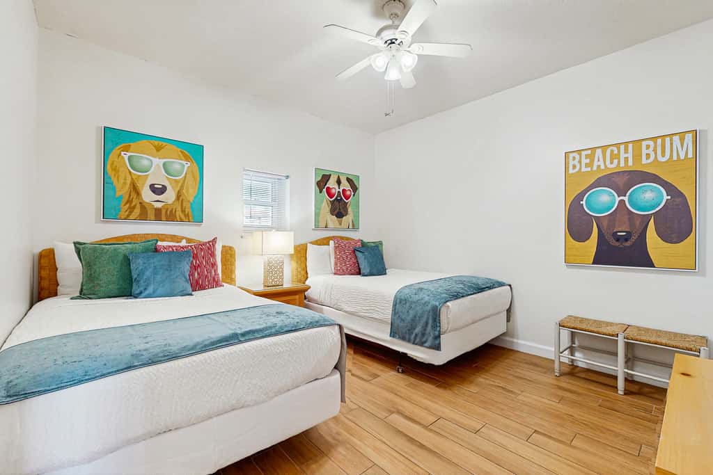 Private Gulf-front condo with resort amenities