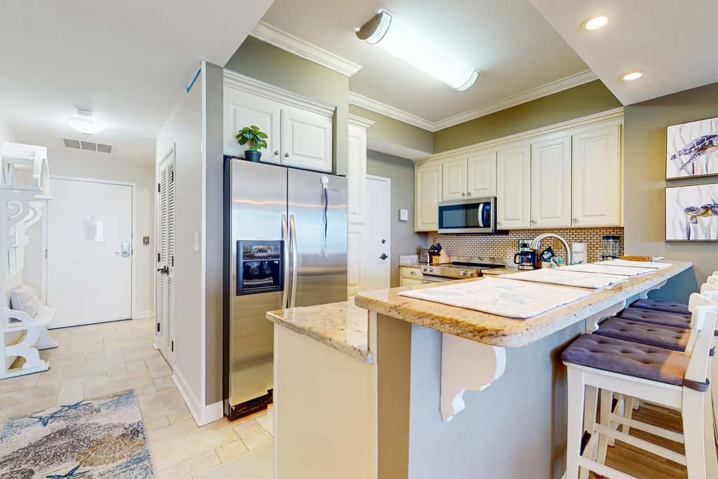 Exclusive Gulf-front Condo w/ Private Balcony