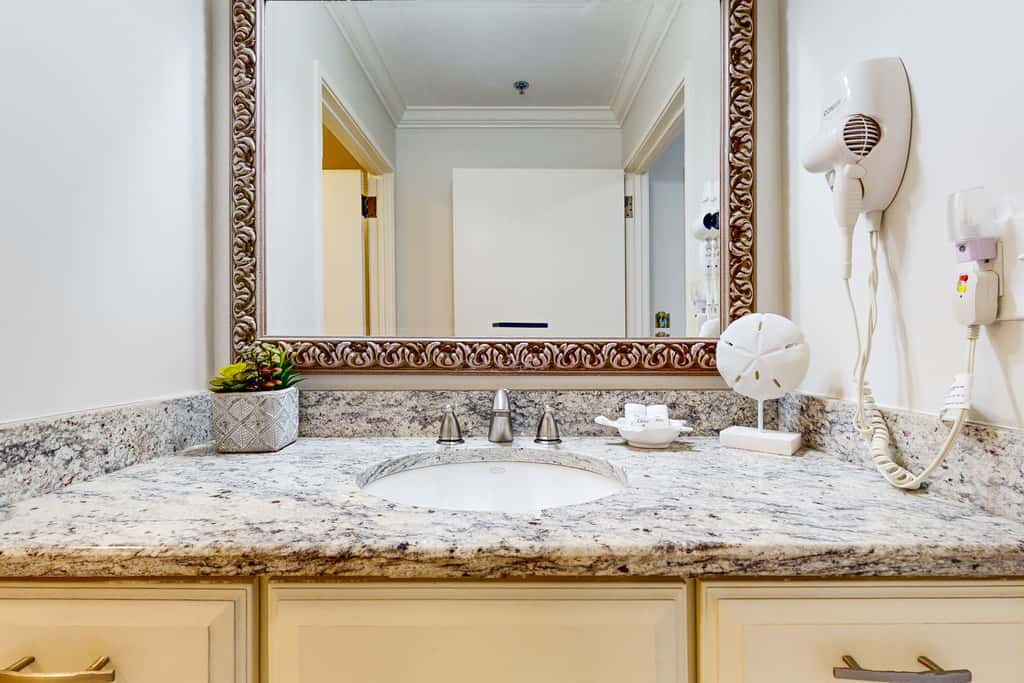 Exclusive Gulf-front Condo w/ Private Balcony