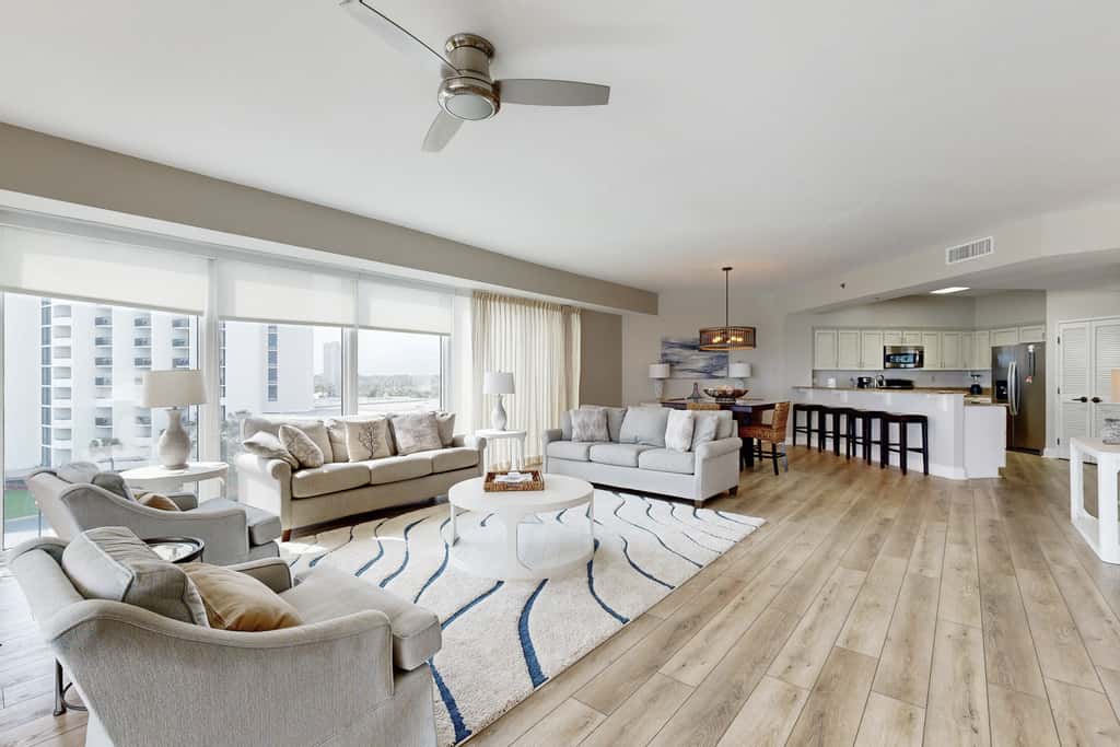 3BR beachfront condo with Gulf views