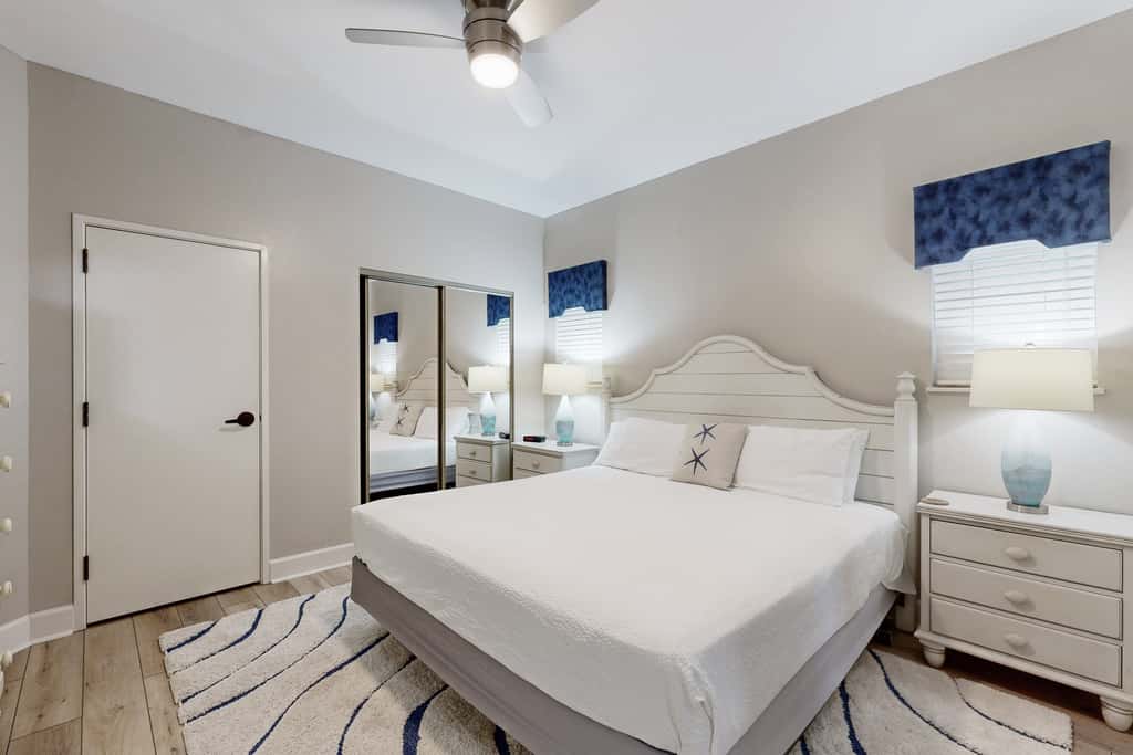 3BR beachfront condo with Gulf views
