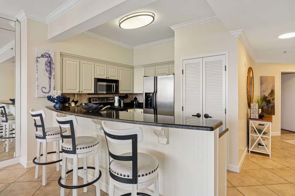 Steps to Beach: Ocean View, Hot Tub + Pools