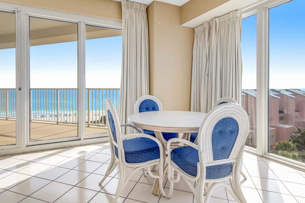 Breathtaking Gulf views, private balcony