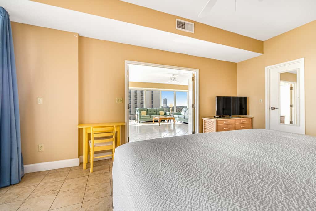 Breathtaking Gulf views, private balcony