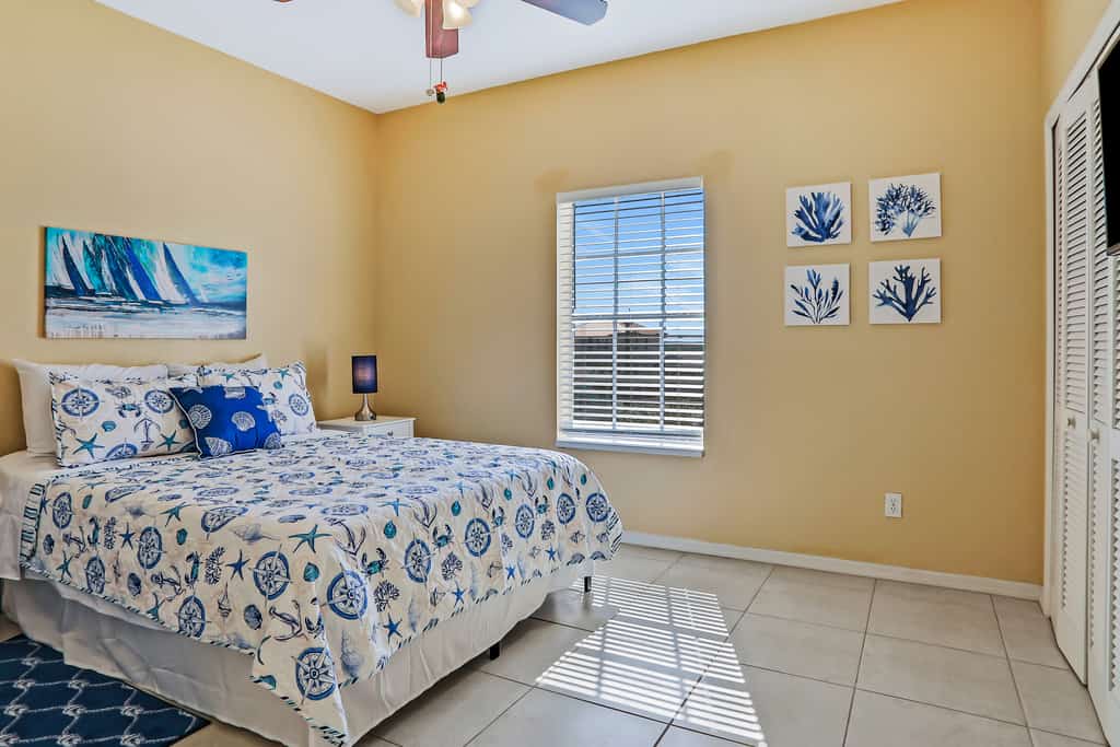 Oceanfront Condo w/ Balcony, Pool & Serene Beach Access
