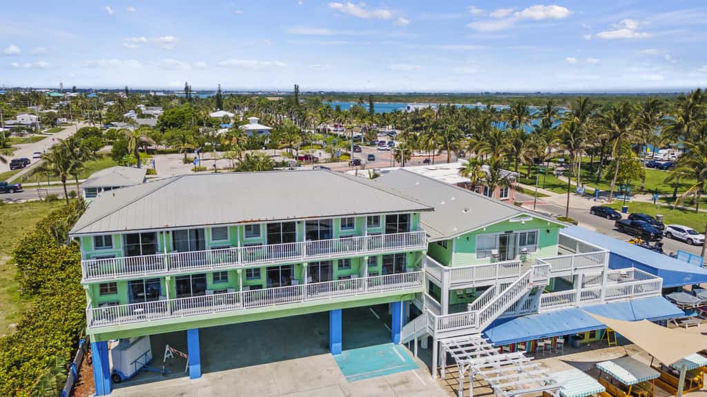 Oceanfront Inn Room #18- Ocean View Balcony, 2 Full Beds