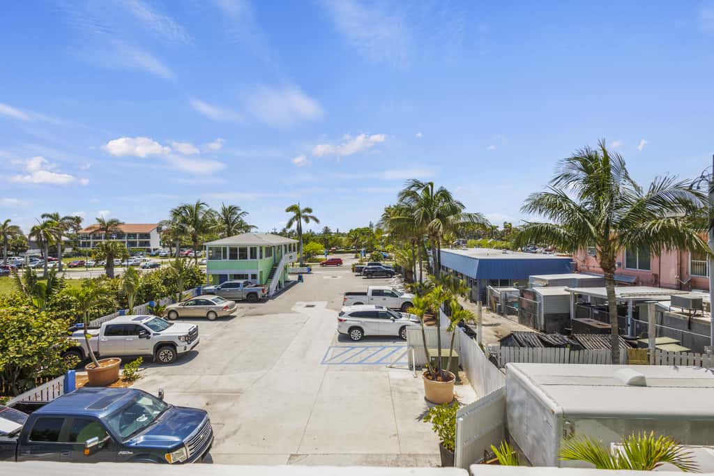 Oceanfront Inn Room #20- Ocean View Balcony, 2 Full Beds