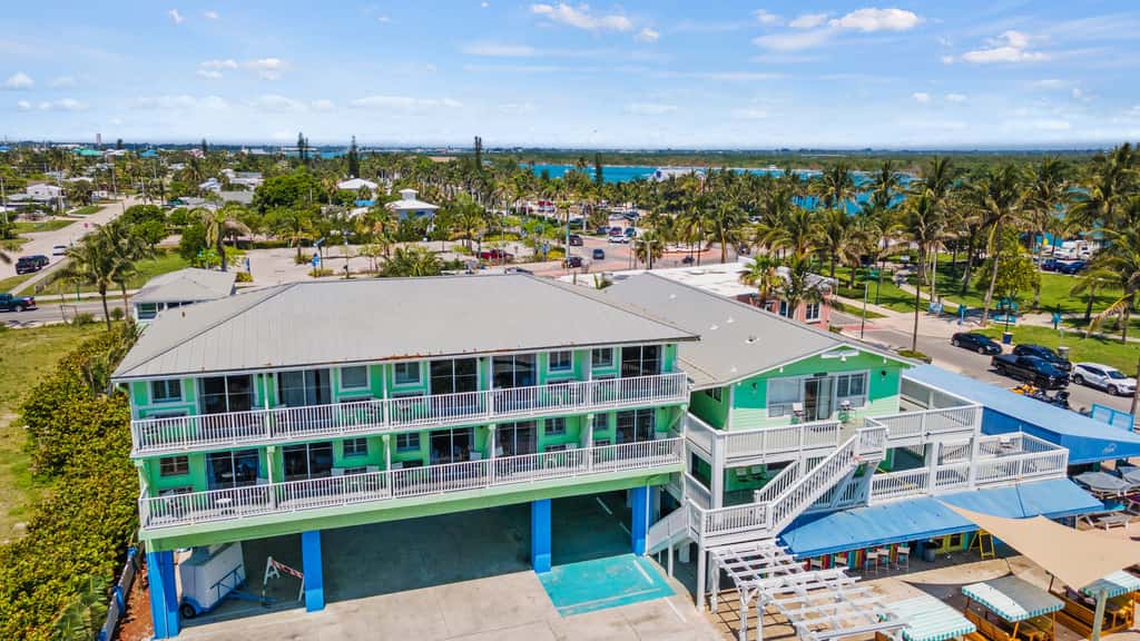 Oceanfront Inn Room #20- Ocean View Balcony, 2 Full Beds