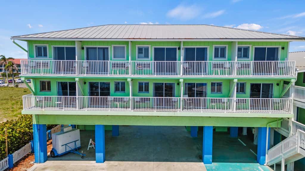 Oceanfront Inn Room #20- Ocean View Balcony, 2 Full Beds