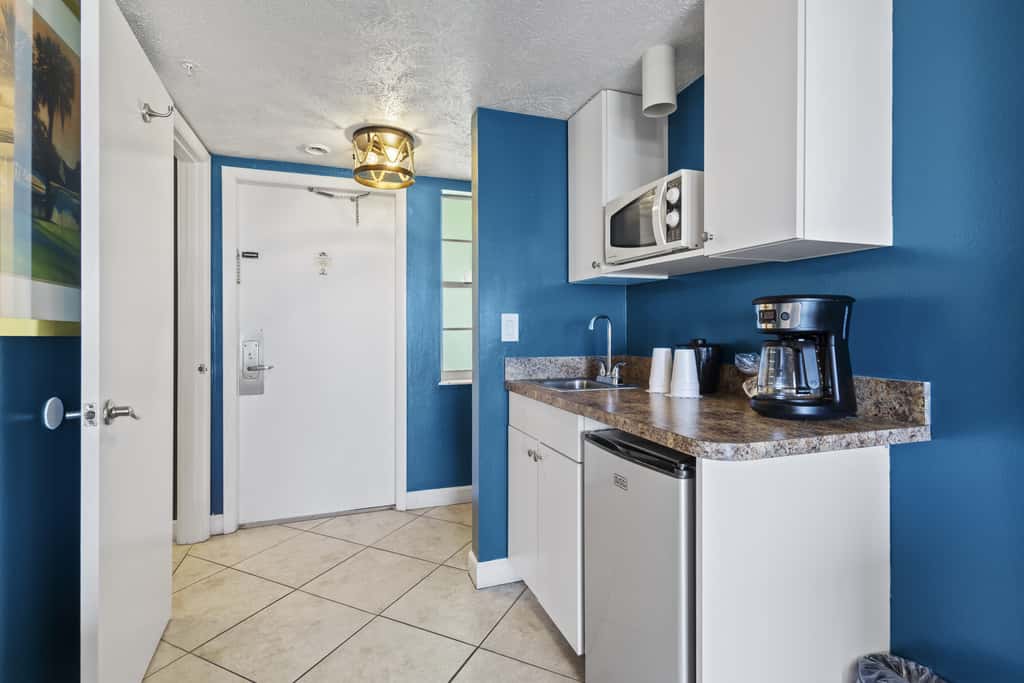 Oceanfront Inn Room #20- Ocean View Balcony, 2 Full Beds