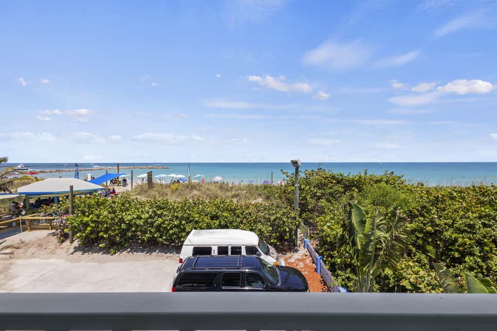 Oceanfront Inn Room #20- Ocean View Balcony, 2 Full Beds