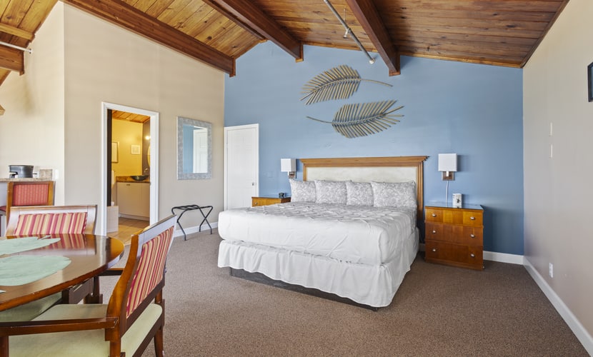 Oceanfront Inn Suite, Ocean and Inlet Views, King Bed, #12