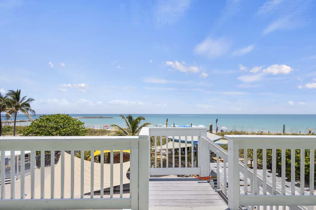 Oceanfront Inn Suite #12- Ocean View Balcony - King Bed