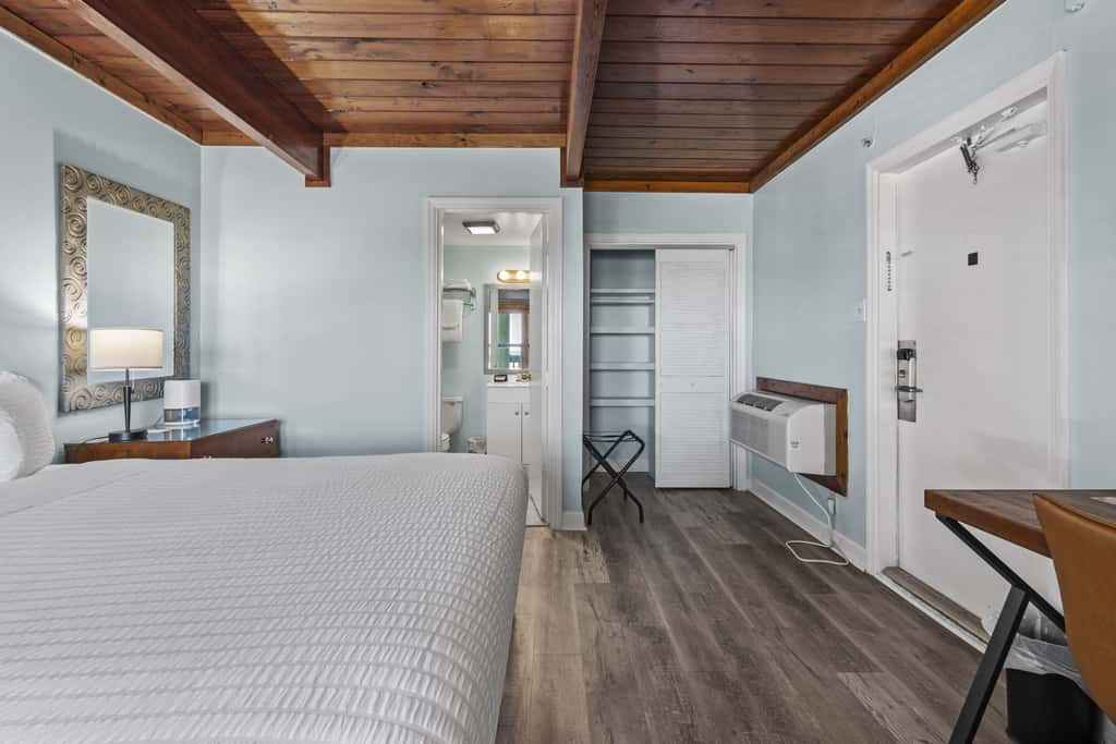 Oceanfront Inn Room #8 - Partial Ocean View - King Bed