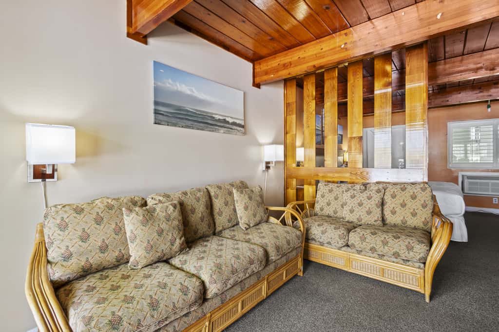 Oceanfront Inn Suite #6- King Bed