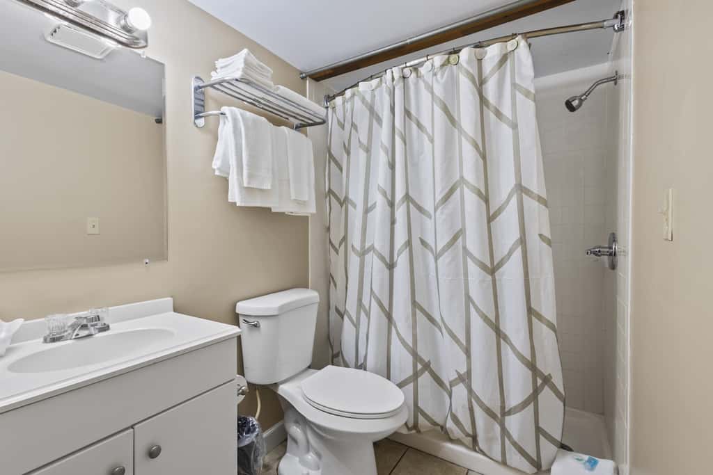 Oceanfront Inn Suite #6- King Bed