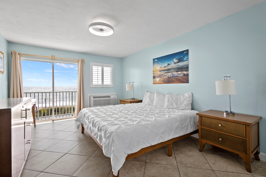 Oceanfront Inn Room #23 - Ocean View Balcony, King Bed