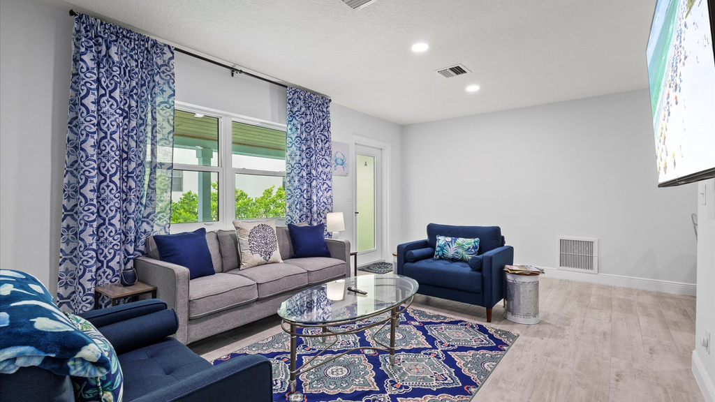 Ocean Drive Villas- Unit A