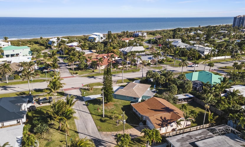 Location & Comfort - Relaxing Island Living