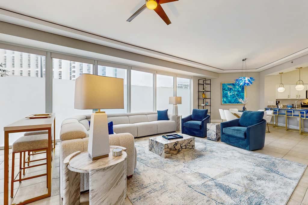 Exclusive Gulf view 3BR, pool & tennis