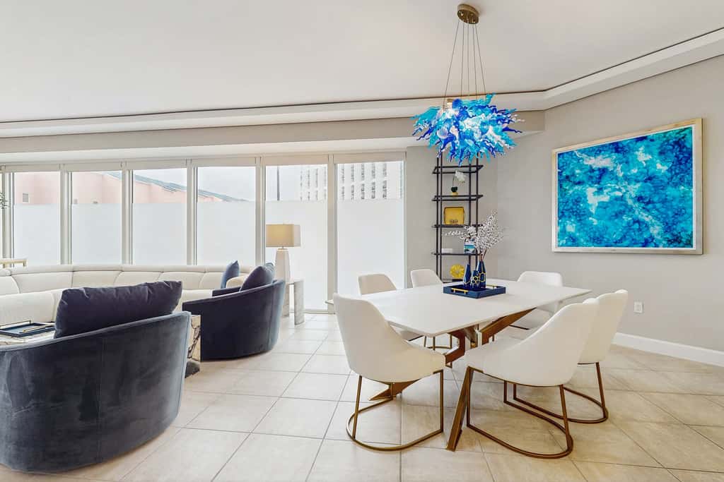 Exclusive Gulf view 3BR, pool & tennis