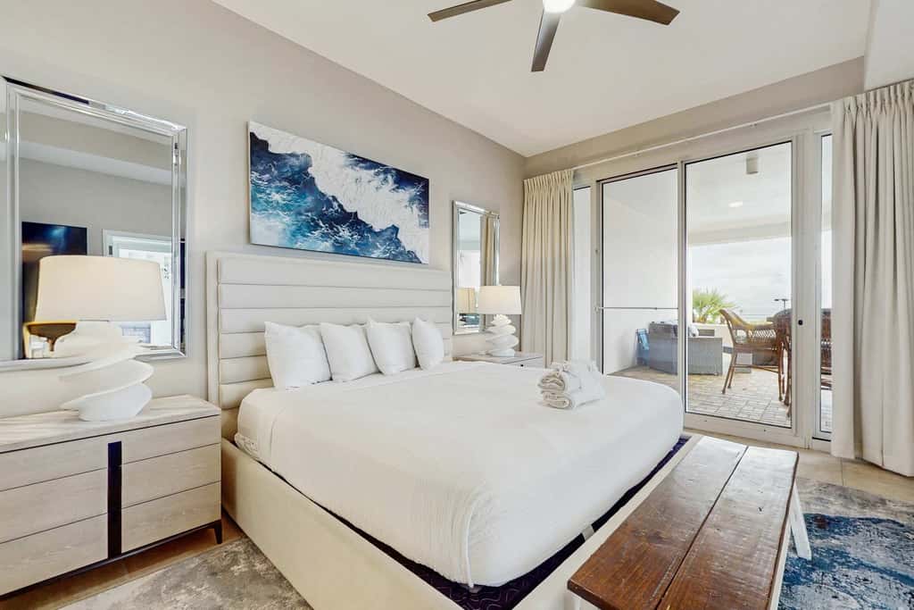 Exclusive Gulf view 3BR, pool & tennis