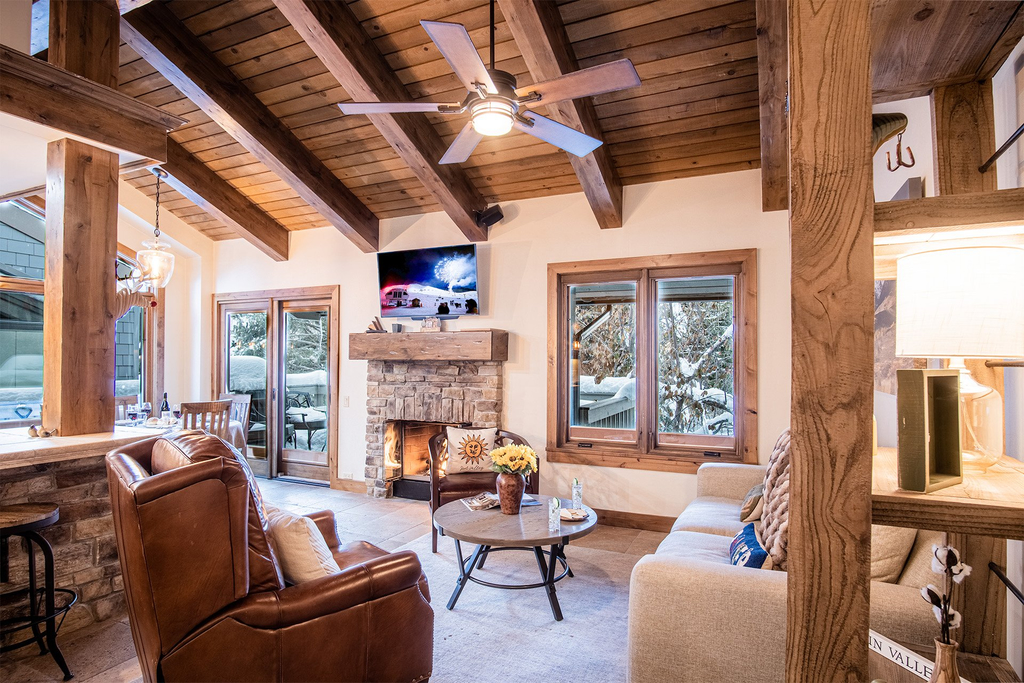 Sun Valley Condo 154