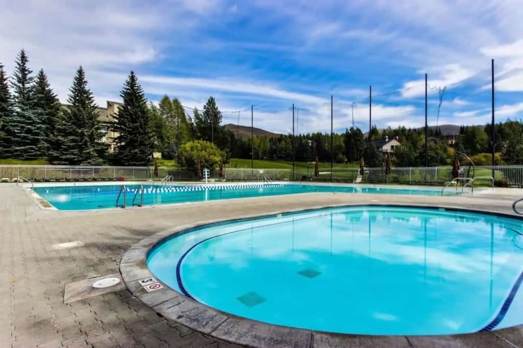 Modern Golf View Condo + Resort Amenities