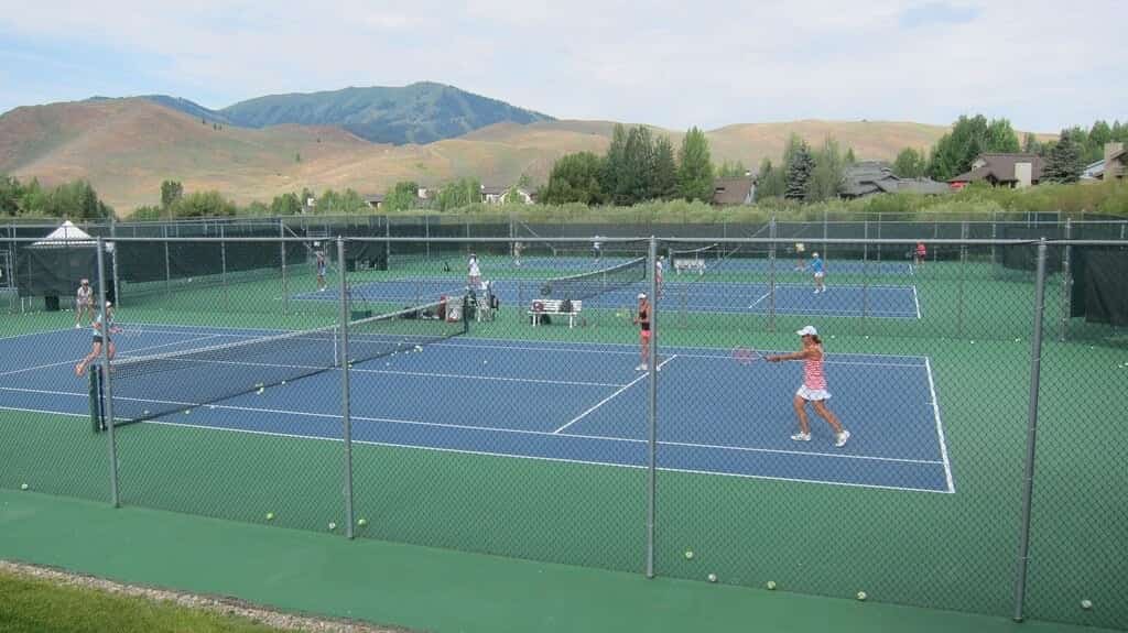 Angani Studio - Elkhorn Resort Amenities Included