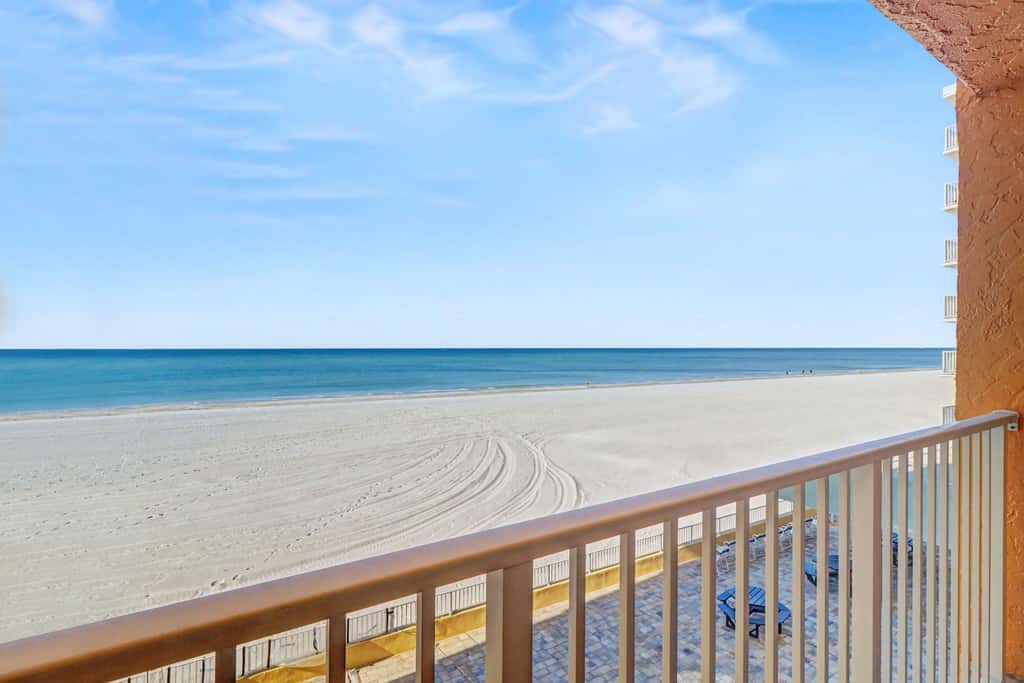 Gulf-Front Condo with Pool & Stunning Sunset Views
