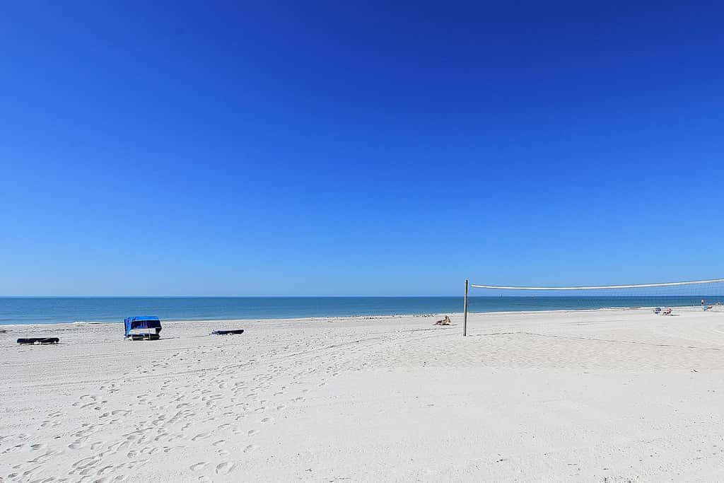 Gulf-Front Condo with Pool & Stunning Sunset Views