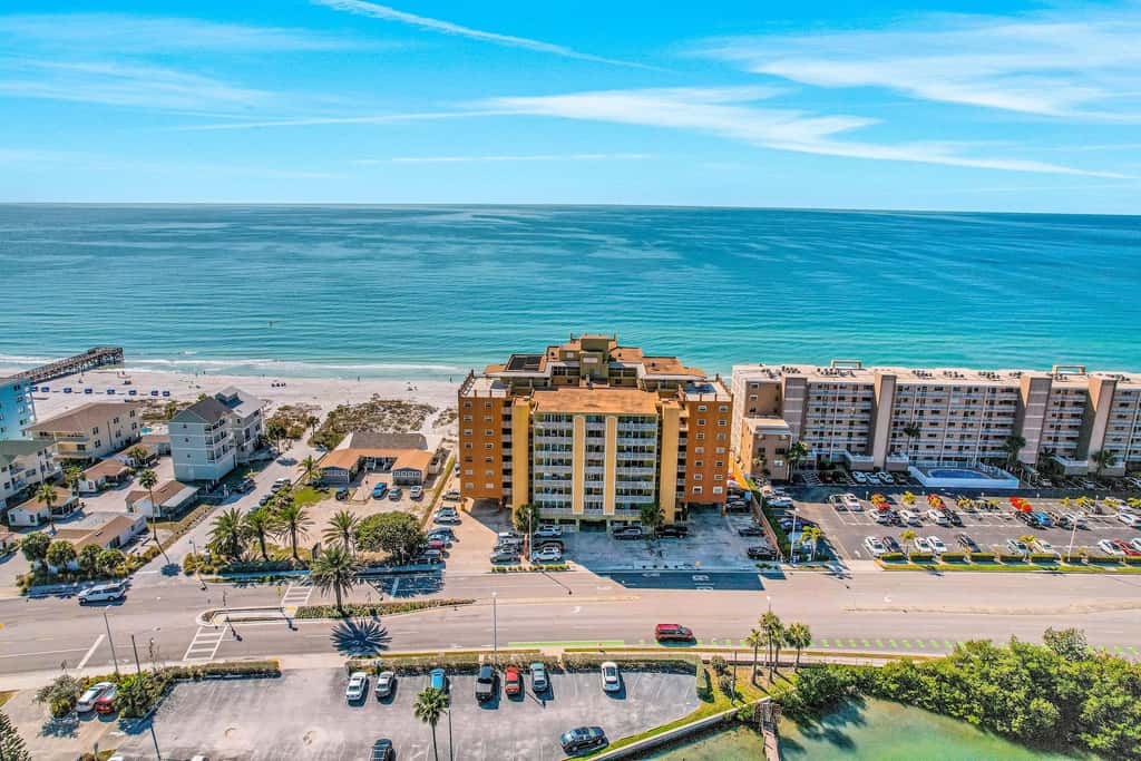 Gulf-Front Condo with Pool & Stunning Sunset Views