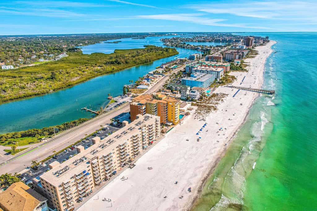 Gulf-Front Condo with Pool & Stunning Sunset Views