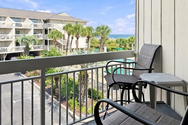 Make vacation memories at this Ocean Front South Forest Beach Villa 1 Bedroom 1 bath villa with sleeping for 6 at The Breakers resort at Coligny. Community Pool, Easy walk to the beach, restaurants and shopping! Recently installed elevator!