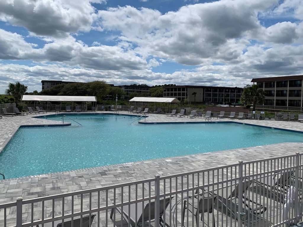 Resort Living | Pool, Tennis & Beach Access