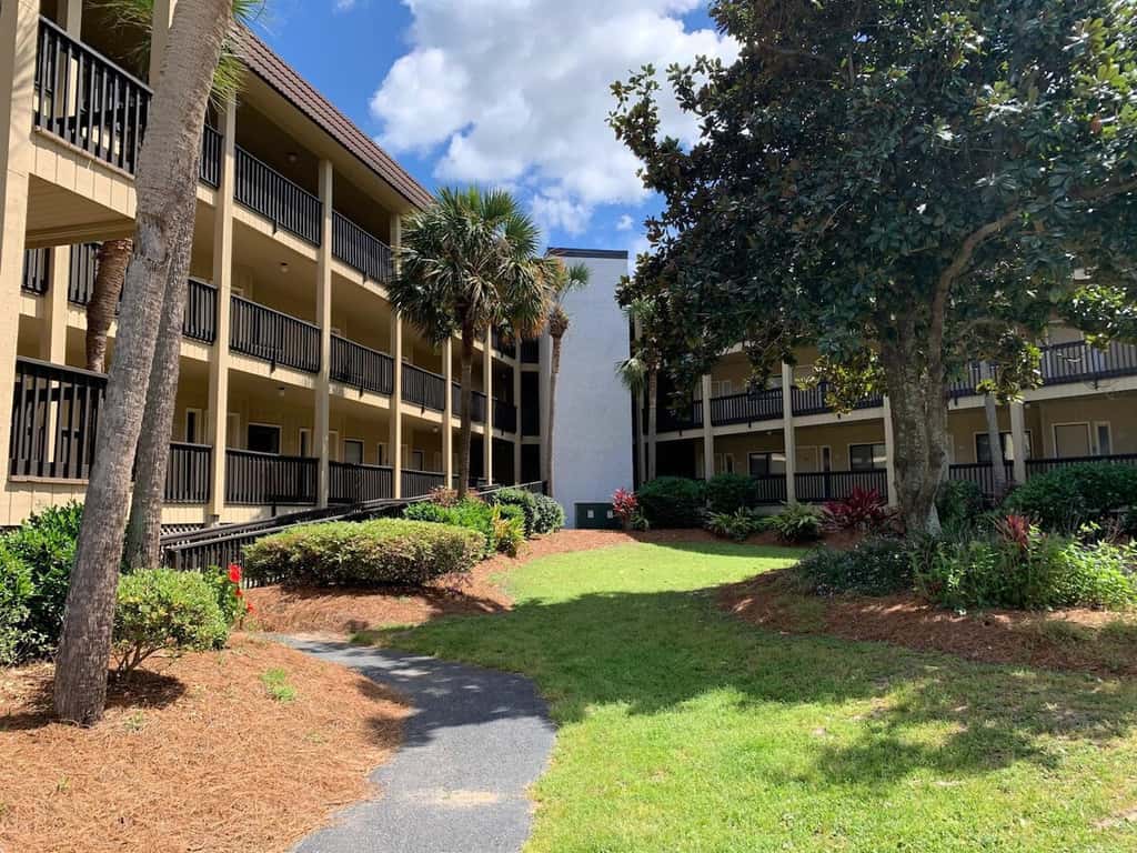 Resort Living | Pool, Tennis & Beach Access