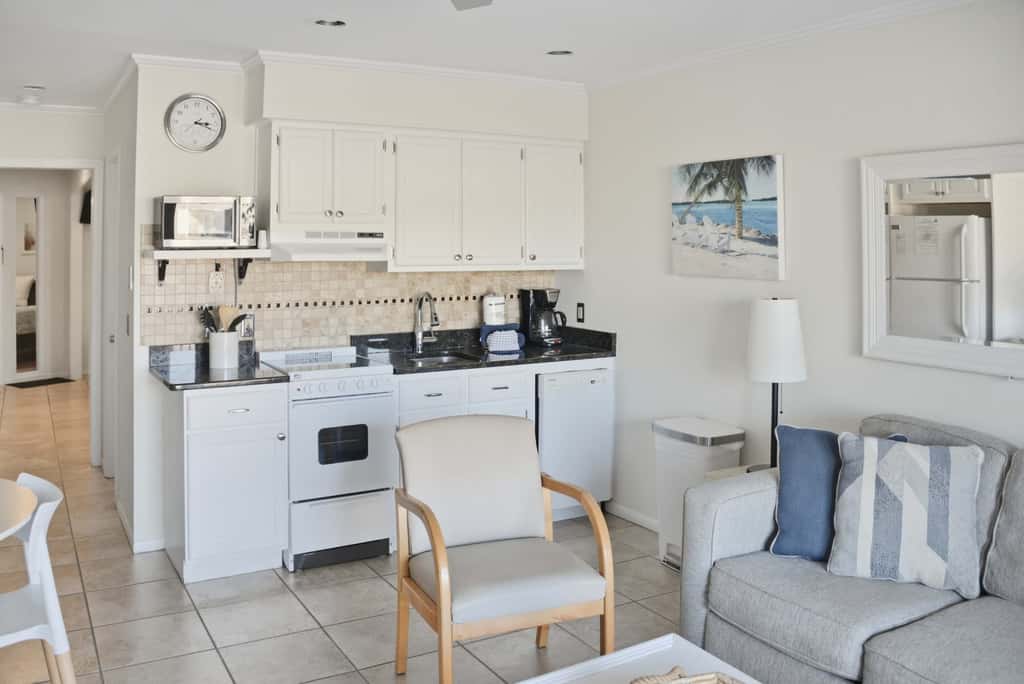 Resort Living | Pool, Tennis & Beach Access