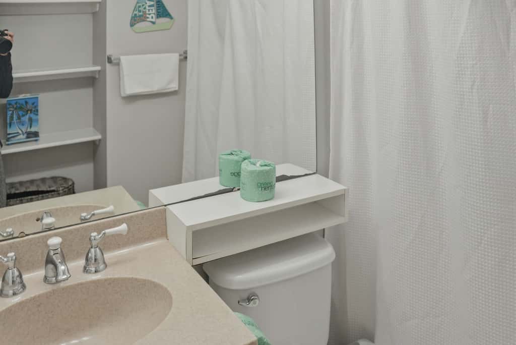 Resort Living | Pool, Tennis & Beach Access