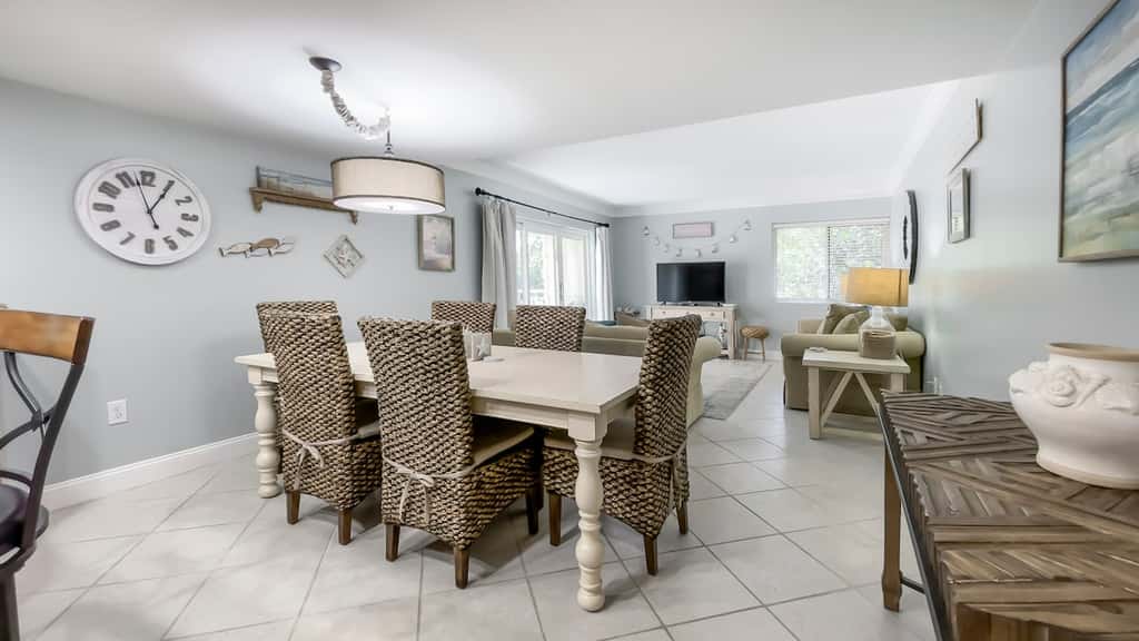 Sea Pines Top-Floor Villa | Golf & Wooded Views