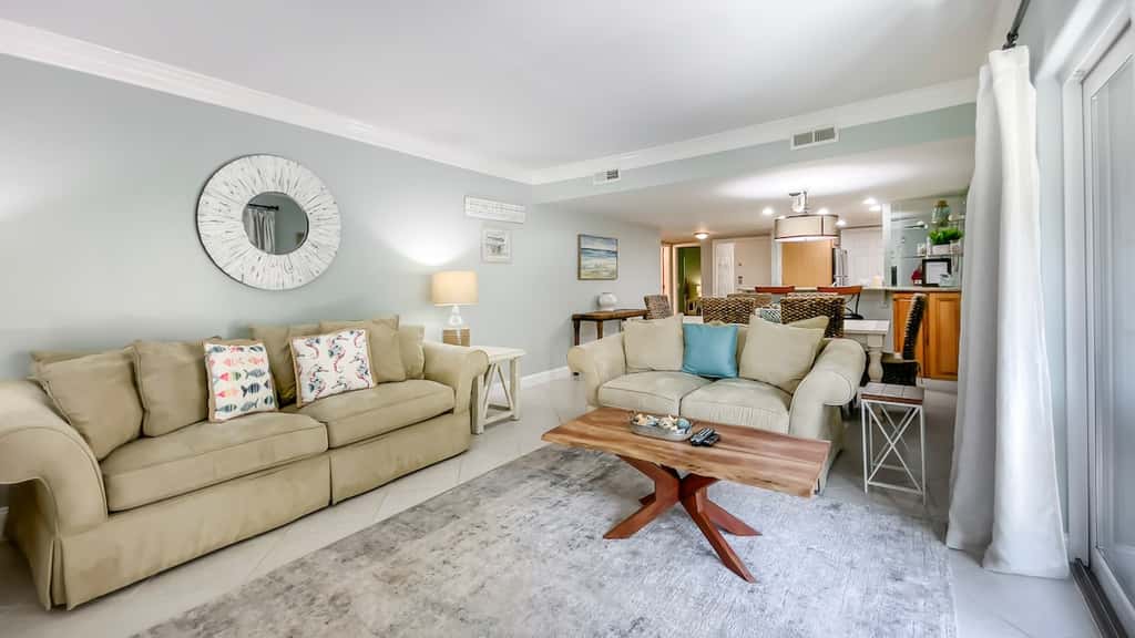 Sea Pines Top-Floor Villa | Golf & Wooded Views